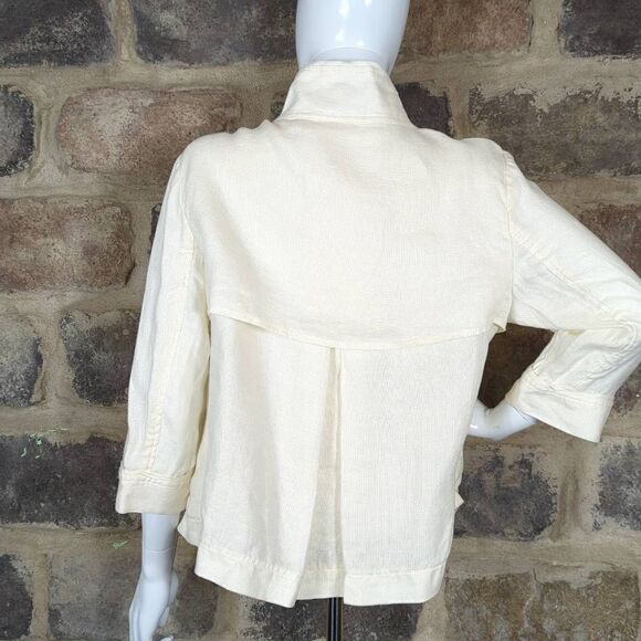 COLDWATER Creek Woman size PM 100% Linen Cream 3/4 sleeve jacket Double Button - Picture 4 of 10